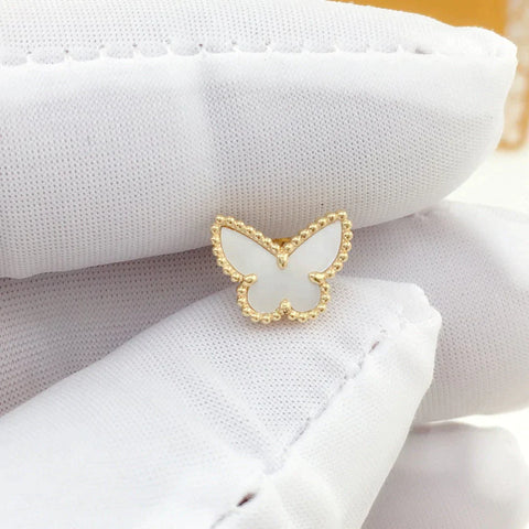 SWEET BUTTERFLY EARSTUDS GOLD MOP