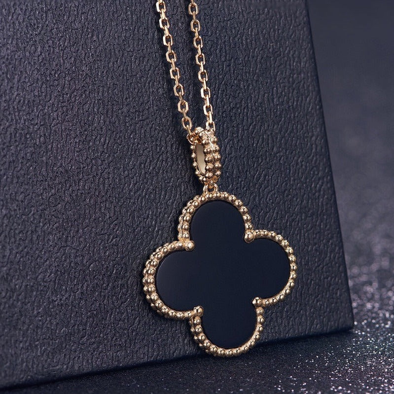 Clover Pink Gold Necklace