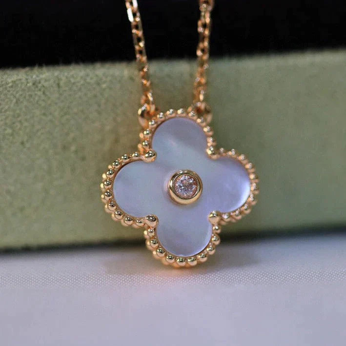 Clover Necklace Gold Diamond