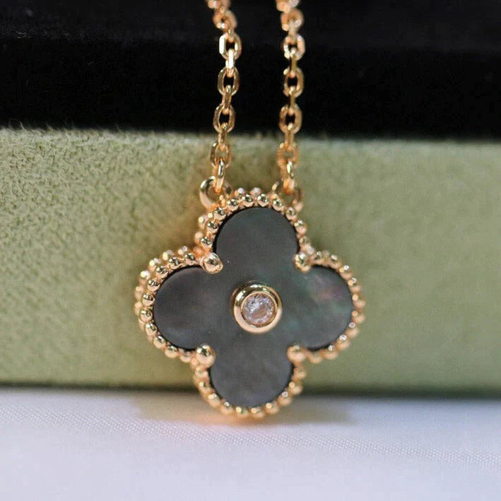 Clover Necklace Gold Diamond