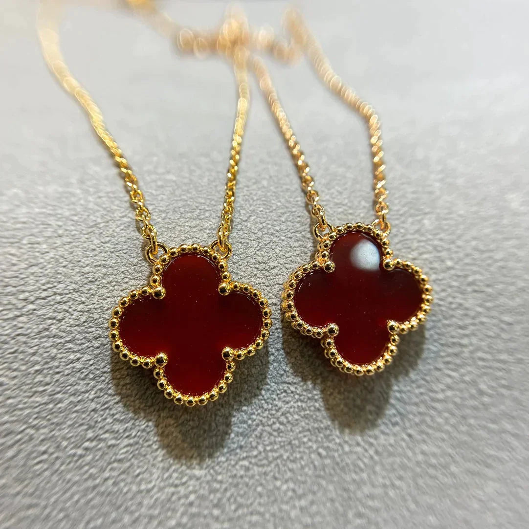 Clover Pendant Carnelian Necklace