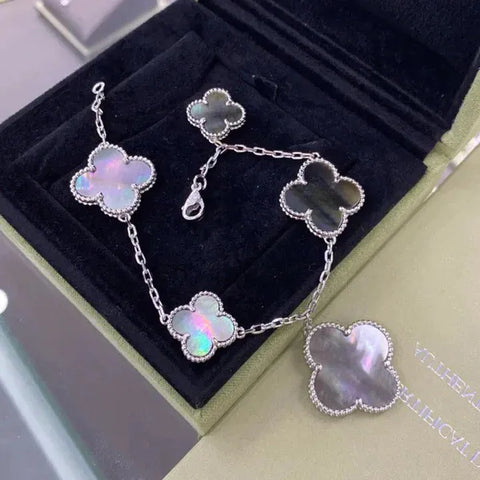 Clover 5 Motifs Silver Dark Mop Bracelet