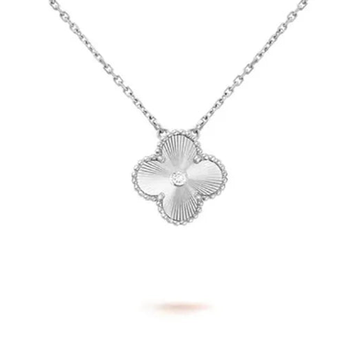 Clover Necklace Silver