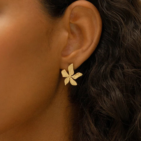 FLEUR STUD EARRINGS